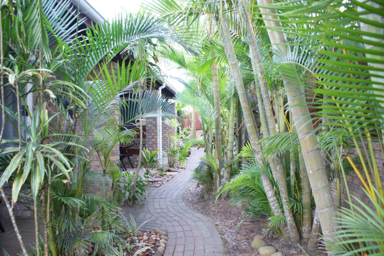 Bhangazi Lodge Bed & Breakfast Saint Lucia Estuary Екстериор снимка