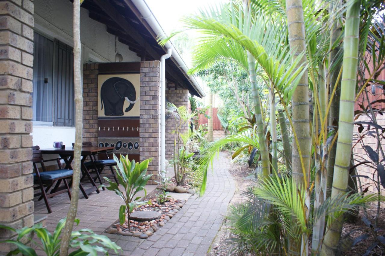 Bhangazi Lodge Bed & Breakfast Saint Lucia Estuary Екстериор снимка