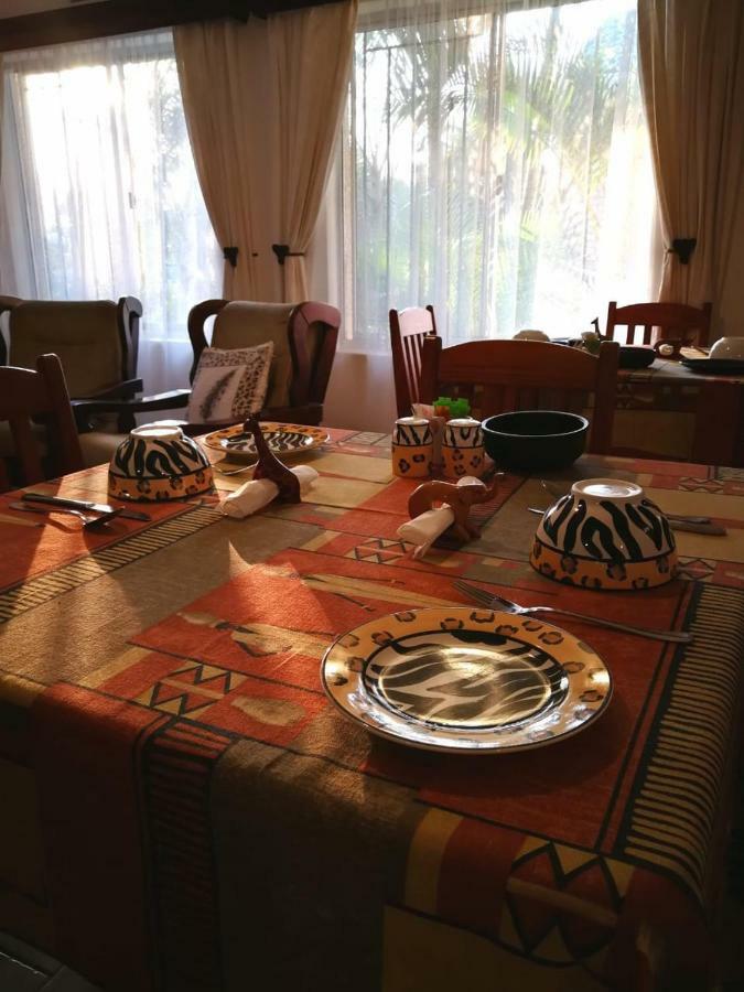 Bhangazi Lodge Bed & Breakfast Saint Lucia Estuary Екстериор снимка